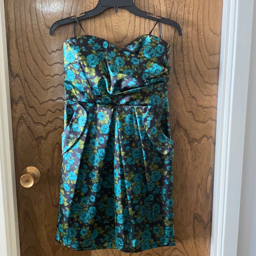 EUC Breathless strapless dress floral pattern as 9